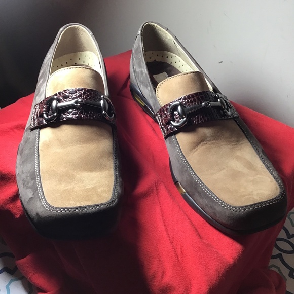🔥IM Pulse, great condition, horsebit loafers, see pics, size 9M, no box 🔥 - Picture 1 of 6